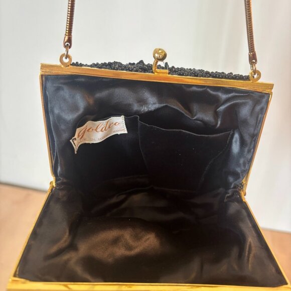 Interestingly-shaped Adorable Vintage Small Beaded Purse - Picture 4 of 4